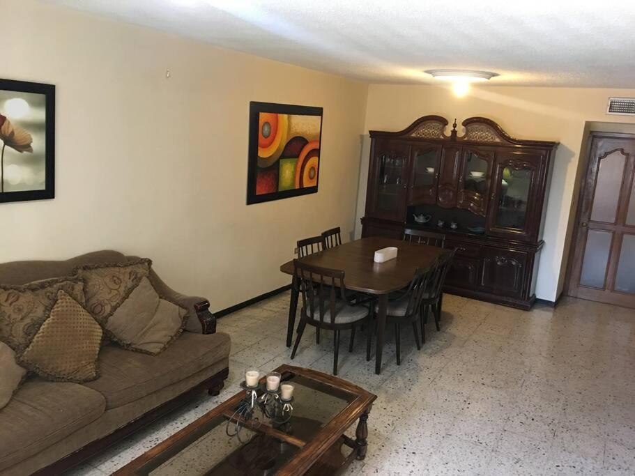 Casa Muy Comoda En Excelente Lugar Hermosillo Eksteriør billede